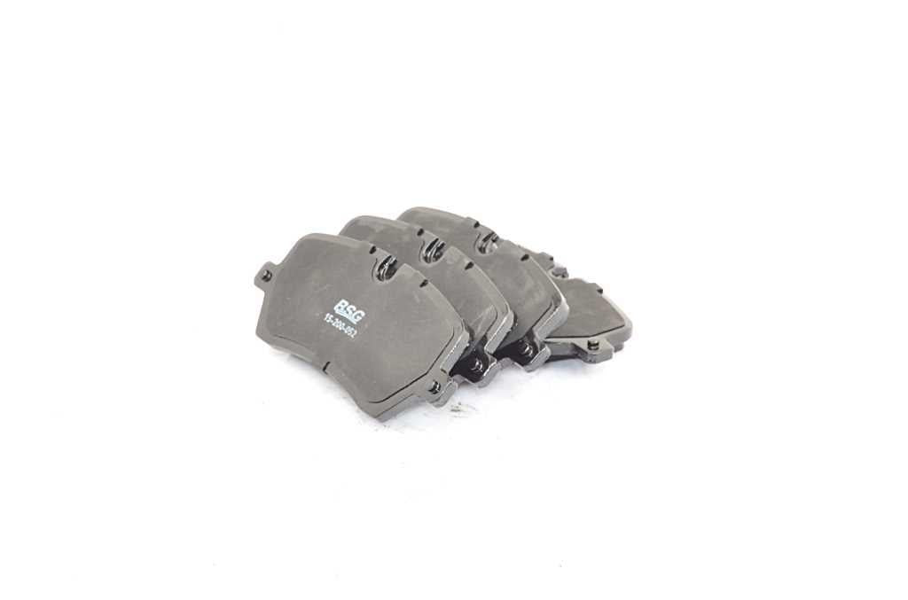 Bsg 15-200-052 Brake Pad Rear Land Rover Range Rover Discovery Sport-V-IV 2.0 D-3.0 D-5.0-4.4 D-4.4 V8 13-17 — Brake Pads