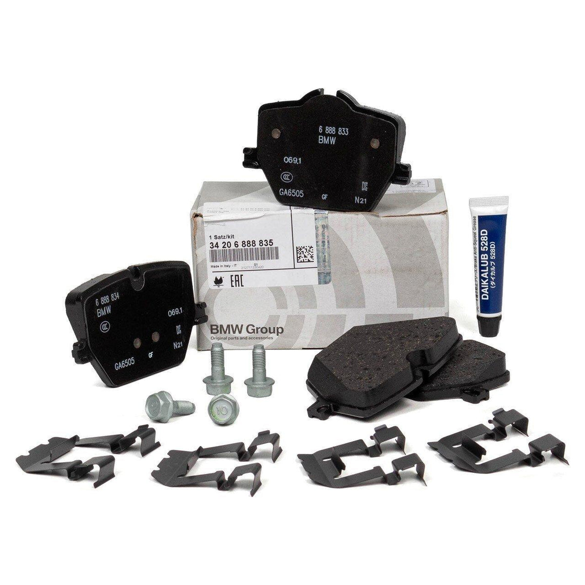 BMW G20 320i M Sport Rear Brake Pad Set — Brake Pads