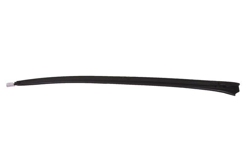 PSA 13319582 Front Right Glass Trim Opel Astra J