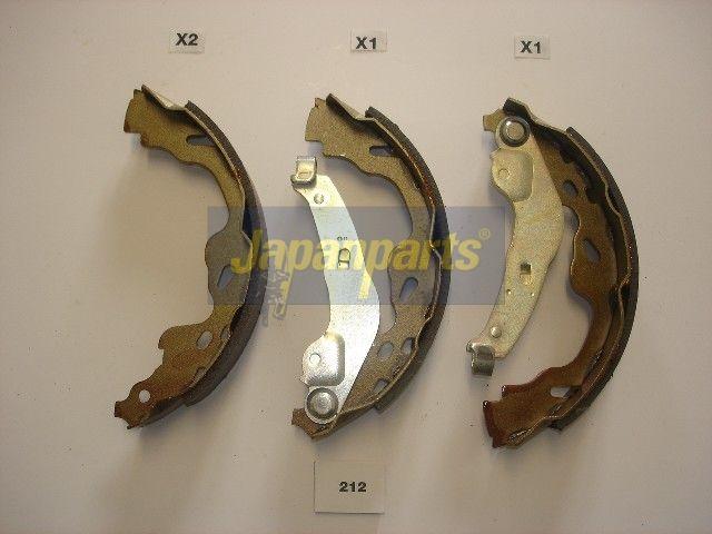 Japan Parts GF-212AF Toyota Yaris 1.0 99-05 Yaris 1.4 D4d 01-05 Suzuki Swift 05-10 / Splash 08-Rear Brake Pad (B — Brake Pads
