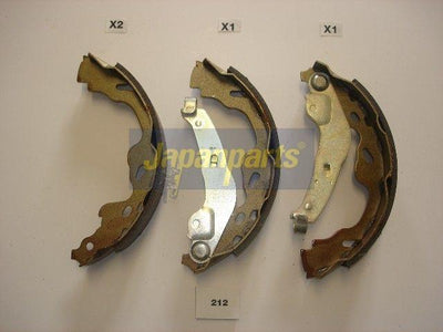 Japan Parts GF-212AF Toyota Yaris 1.0 99-05 Yaris 1.4 D4d 01-05 Suzuki Swift 05-10 / Splash 08-Rear Brake Pad (B — Brake Pads