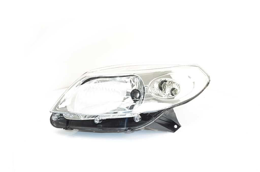 Bsg 75-800-040 Headlight Left Sandero Bm 08-12 — Headlights