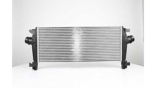 Bsg 65-535-005 Turbo Radiator Astra J Cruze J308 Zafira Tourer C A14net B14net A16xer B16xer A16let B16dtl — Radiators & Fans