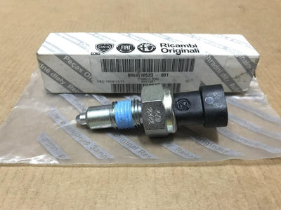 Fiat 46410523 Reverse Light Switch Tempra / Tipo — Switches & Relays