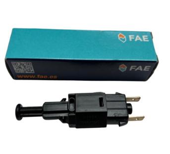 FAE 243310 Land Rover Freelander 1 Brake Pedal Switch — Switches & Relays