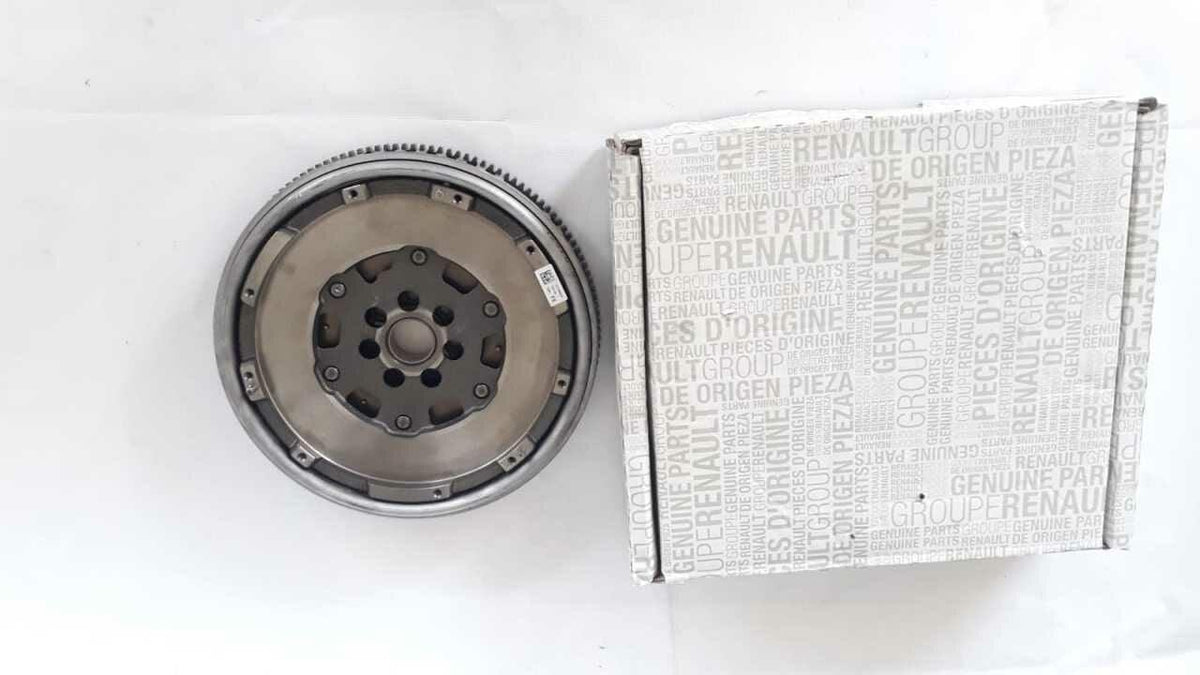Mais Dacia Duster 2 1.5 dCi Steering Wheel - Complete Original Fit for Dacia Duster — Steering Components