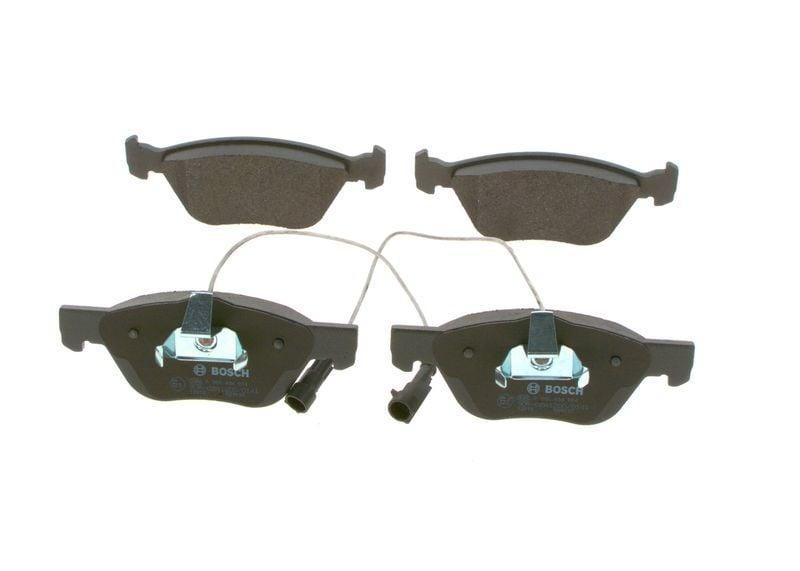 BOSCH Brake Pad Set 0986494004 - Low-Metallic Material for Bravo & Marea — Brake Pads