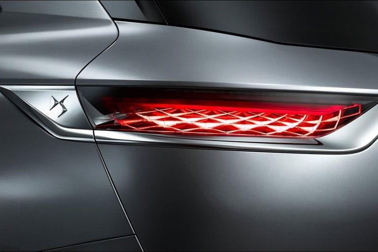 Ds 9815722580 7 CROSSBACK (X74) S.U.V. 1.6 THP Right Tail Lamp MOPAR PSA Genuine 9815722580 — Tail, Signal & Reflectors