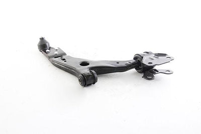 Bsg 30-315-070 Control Arm Front Right Kuga Bm 13 — Control Arms & Ball Joints