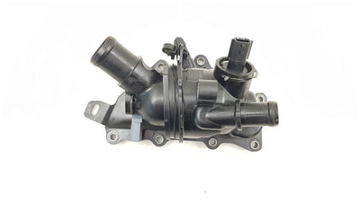 Mais Dacia Duster 2 XJD 1.3 tCe H5H Thermostat Housing — Water Pump & Thermostat