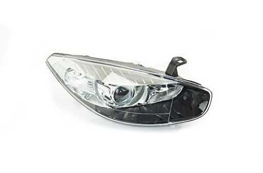 Bsg 75-800-021 Headlight Right Fluence Bm 13 — Headlights