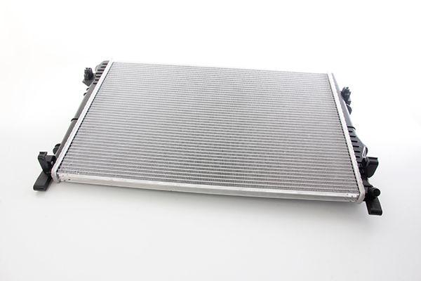 Bsg 25-520-032 Su Radiator Freemont 2.0 Mjt 11 — Radiators & Fans