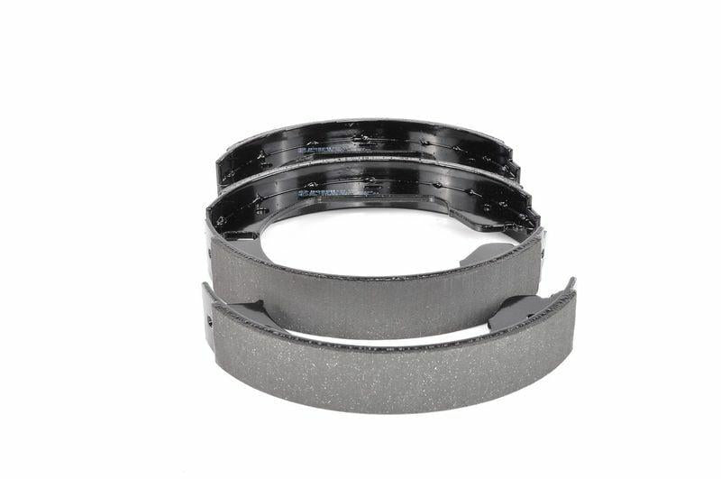 bosch-el-fren-balatasi-0986487625, high-quality-brake-shoe-for-t-porter-t5-touareg BOSCH El Fren Balatası 0986487625 - Reliable Brake Shoe for T.Porter & T5 Touareg | 30 mm Width BOSCH El Fren Balatası - 03-10 T.Porter & T5 Touareg bosch, brake-shoe, el-fren-balatasi, t-porter, t5-touareg, vehicle-parts, car-enthusiasts, safety, replacement-parts, ai-generated