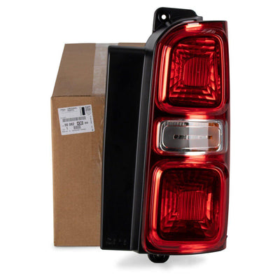 Opel Zafira Life Right Tail Light — Tail, Signal & Reflectors