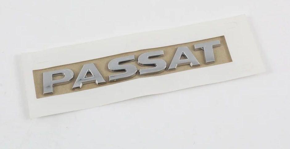 Volkswagen Passat 2015 Rear Trunk Badge — Glass & Trim