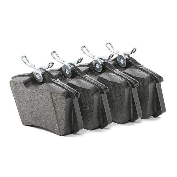 BOSCH Rear Brake Pad Set for Peugeot 2008 - Quality Brake Performance — Brake Pads