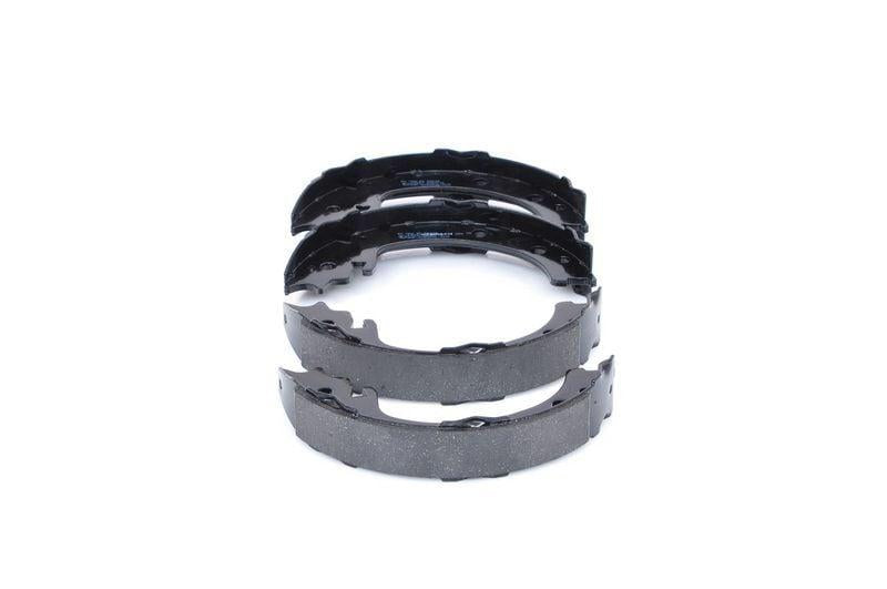 bosch brake shoe 0986487935 for 2006 grand vitara, premium quality brake parts from bosch BOSCH Brake Shoe 0986487935 - Premium Quality for 06 Grand Vitara | Ideal for Car Owners and Mechanics BOSCH Brake Shoe - 06 Grand Vitara Parts bosch, brake-shoe, 2006-grand-vitara, car-parts, vehicle-accessories, mechanics-tools, premium-quality, fren-pabuç-takı, ai-generated, automotive-repair