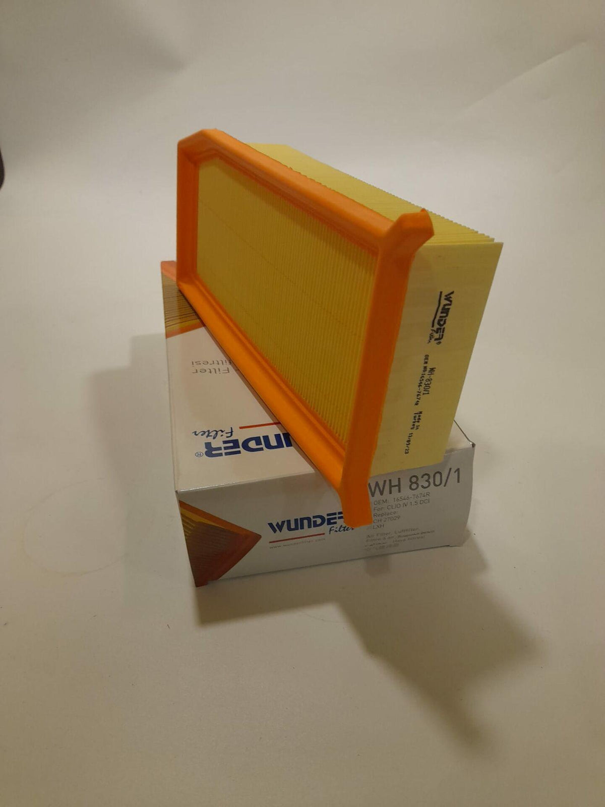 Wunder WH830-1 Renault Clio 4 2012- Air Filter Yellow Paper — Air & Cabin Filters