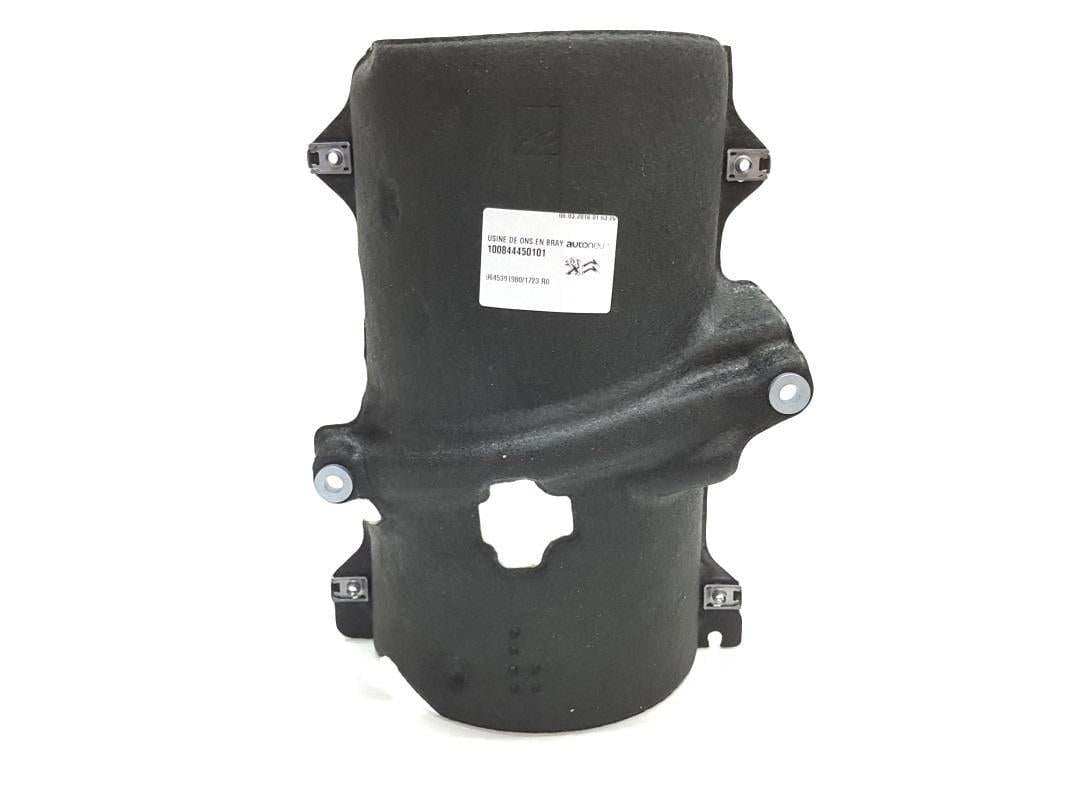 peugeot-307-heat-shield-front-view, peugeot-307-heat-shield-back-view Peugeot 307 1.4 Hdi Turbo Heat Shield - Original OEM | High Quality Replacement for Car Owners & Enthusiasts Peugeot 307 Heat Shield - Original OEM Part peugeot-307, heat-shield, car-repair, oem-part, car-owners, peugeot-enthusiasts, automotive, heat-protection, vehicle-maintenance, ai-generated
