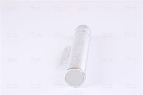 nissens-95621-air-dryer-twingo-ii, nissens-air-dryer-installation, nissens-95621-technical-specifications NISSENS 95621 - Air Dryer for Twingo II | Ideal for Car Owners & Mechanics NISSENS 95621 Air Dryer for Twingo II air-dryer, twingo-ii, nissens, automotive-accessories, car-owners, mechanics, climate-control, r134a, aluminum, ai-generated