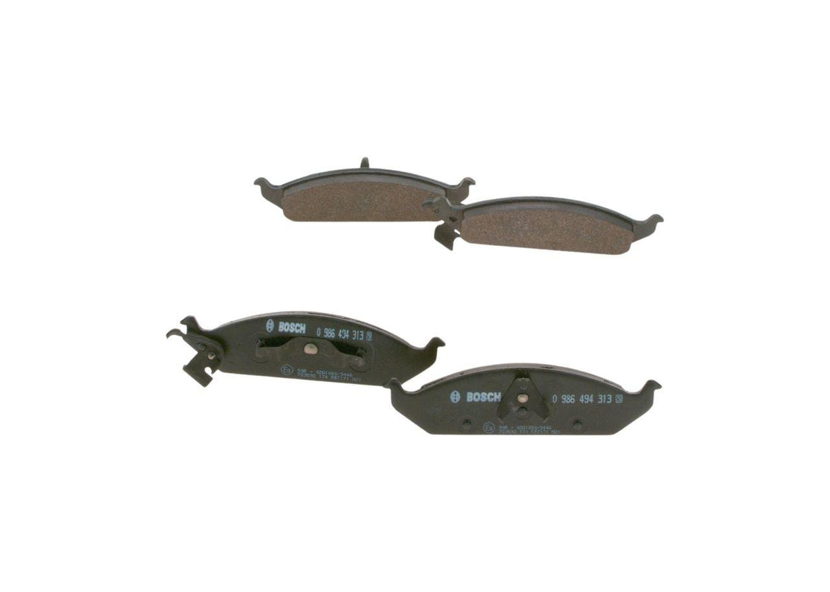 Bosch 0986494313 Brake Pad Chrsyler Stratus 2.5 Front 95-01 — Brake Pads
