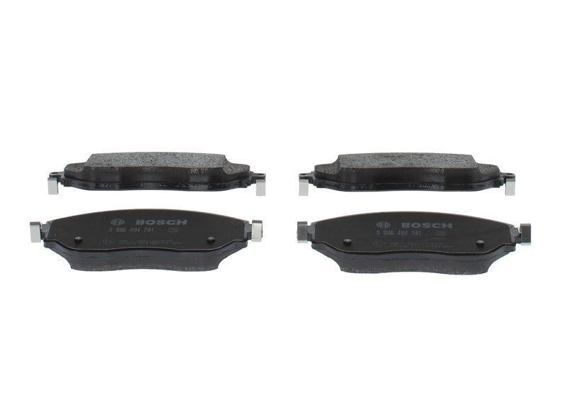 BOSCH Brake Pads Set 0986494741 - Low-Metallic Material for Traffic & Vivaro