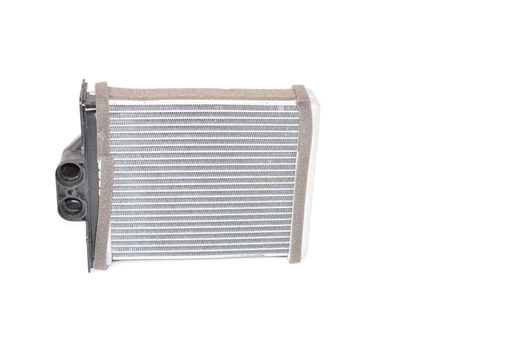 Bsg 65-530-008 Heater Core Vectra B Bm 96-01 — Heater & Blower