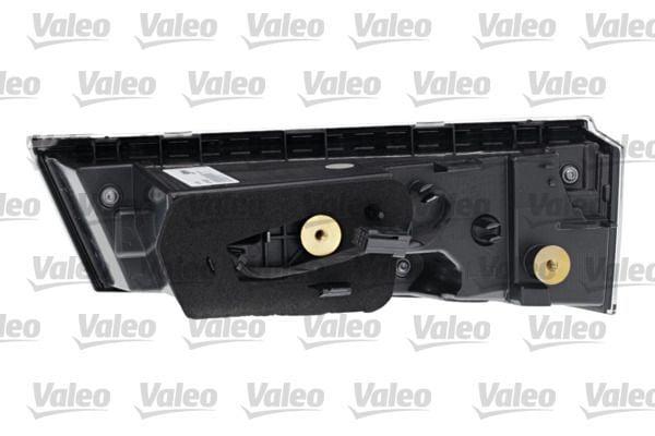 valeo 47340 stop light left led car rear light, valeo 47340 led rear light installation example VALEO 47340 Stop Light Left | LED Rear Light for Vehicles - Ideal for Car Owners and Enthusiasts VALEO 47340 Stop Light Left - LED Car Rear Light valeostoplight, ledrearlight, vehicleaccessories, carowners, vehiclemaintenance, automotiveparts, carlighting, safetyproducts, carparts, ai-generated