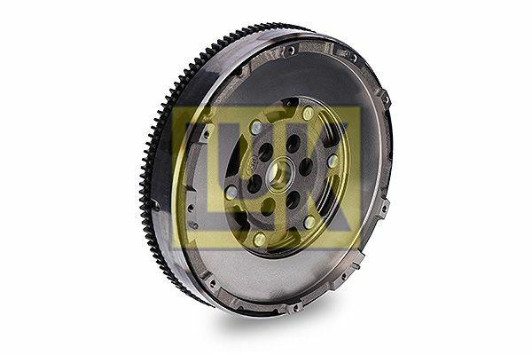 luk steering wheel for 08-doblo linea gpunto bravo, detailed view of luk steering wheel, mechanical transmission steering wheel parts LUK Steering Wheel 08-Doblo-Linea-G.Punto-Bravo 1.4T-Jet | Mechanical Transmission LUK Volan 08-Doblo-Linea-G.Punto-Bravo Steering Wheel luk, steering-wheel, doblo, linea, g-punto, bravo, mechanical-transmission, car-parts, car-owners, ai-generated