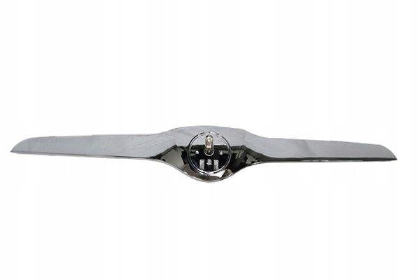 VAG Skoda Yeti Front Grille Logo Trim - Original Replacement Part for 2010-2013 Models — Glass & Trim