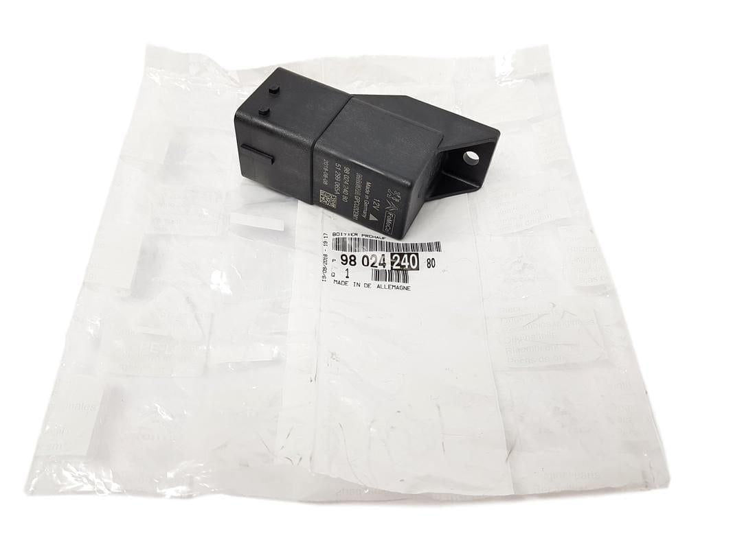 psa av6112a343ca heating relay for peugeot 407, original heating relay for peugeot citroen vehicles Peugeot PSA AV6112A343CA - Original Heating Relay for Peugeot 407 1.6 HDi | Compatible with 1.4 1.6 Diesel Euro 5 Vehicles Peugeot PSA AV6112A343CA - Original Heating Relay peugeot, heating-relay, psa-av6112a343ca, automotive-parts, car-owners, mechanics, diesel-parts, oem-parts, peugeot-407, ai-generated