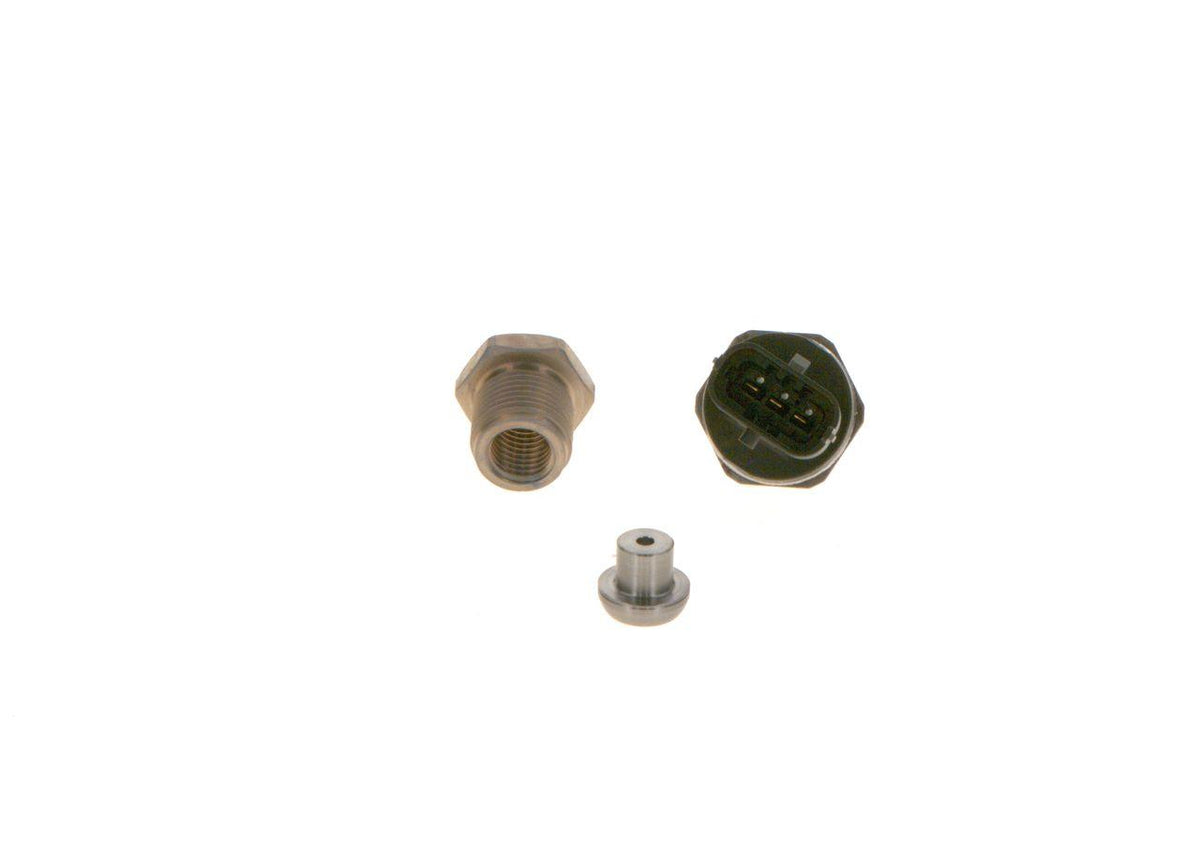 Bosch F00R004556 Fuel Pressure Sensörüe-38 / 39 / 46 / 53 M-57 Switch — Vehicle Sensors & Switches