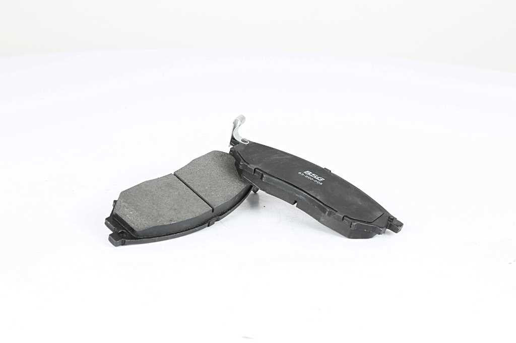 Bsg 63-200-005 Brake Pad Front Navara (D40): Pathfinder 05-14: Fx (S50) Fx35 / Fx45 06-08: Qashqai + 2 (Jj10) — Brake Pads