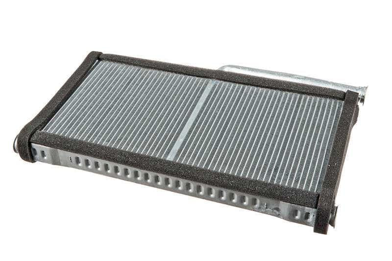 Bsg 11-530-001 Heater Core A6 Bm 04-11 — Heater & Blower