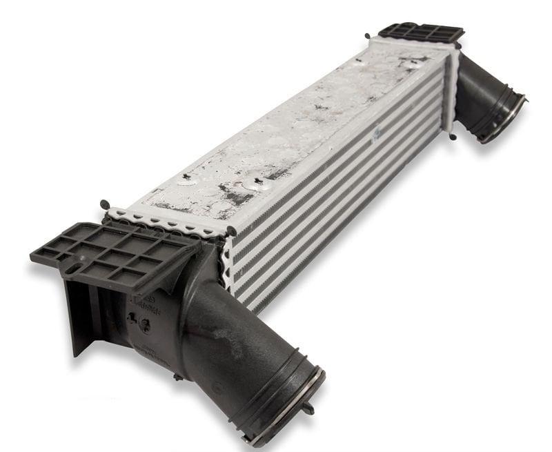 Valeo Intercooler Radiator - Compatible with BMW E90 320d — Radiators & Fans