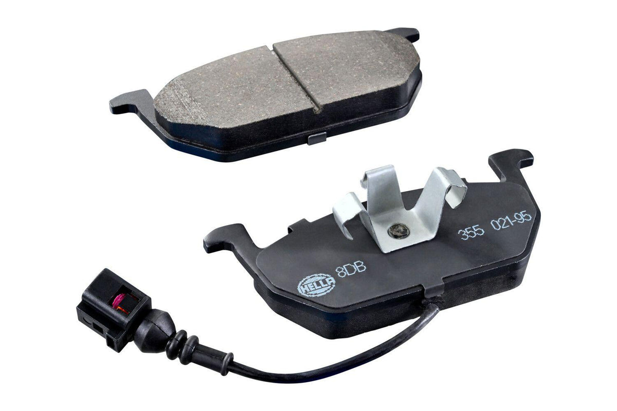 Hella 8DB355021-951 Front Brake Pad Golf VII Leon Octavia 1.2 / 1.4 / 1.8 / 2.0 TSI 1.6 / 2.0 TDI 13 >