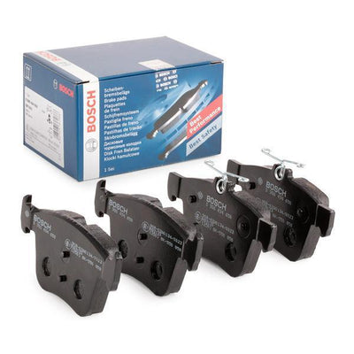 Bosch 0986494658 Rear Brake Pad Set Skoda Superb 2015+ Golf 7 Passat 2015+ Tiguan 2015+ — Brake Pads