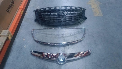 Opel Insignia Front Grille - 3-Piece Set for 2013-2016 Models — Bumpers & Grilles