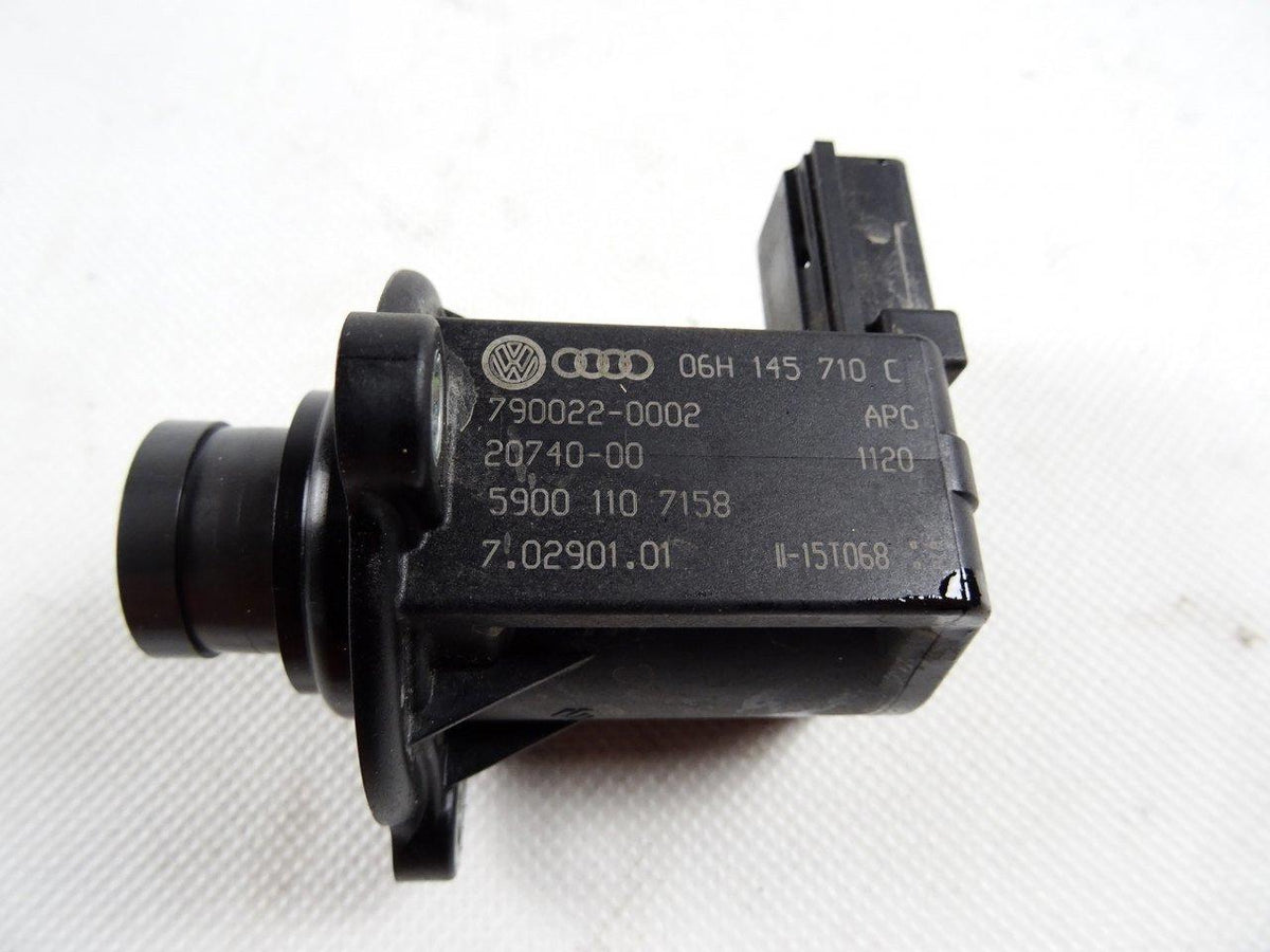 Volkswagen OEM Turbo Dump Valve - Compatible with Golf 7 1.4TSI — Turbo & Supercharger