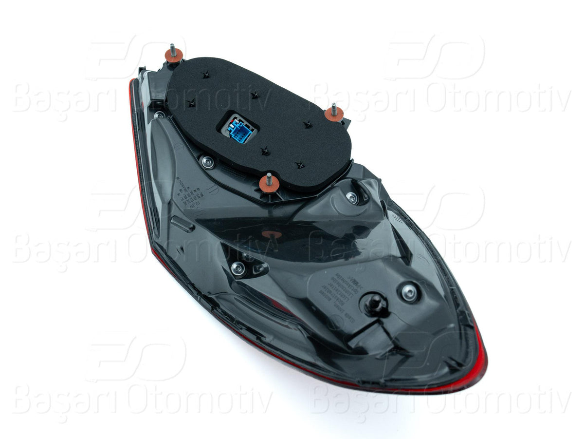 ARTEB 3243238-77 Tail Lamp Right Mercedes-Benz C-Series W205 18 — Tail, Signal & Reflectors