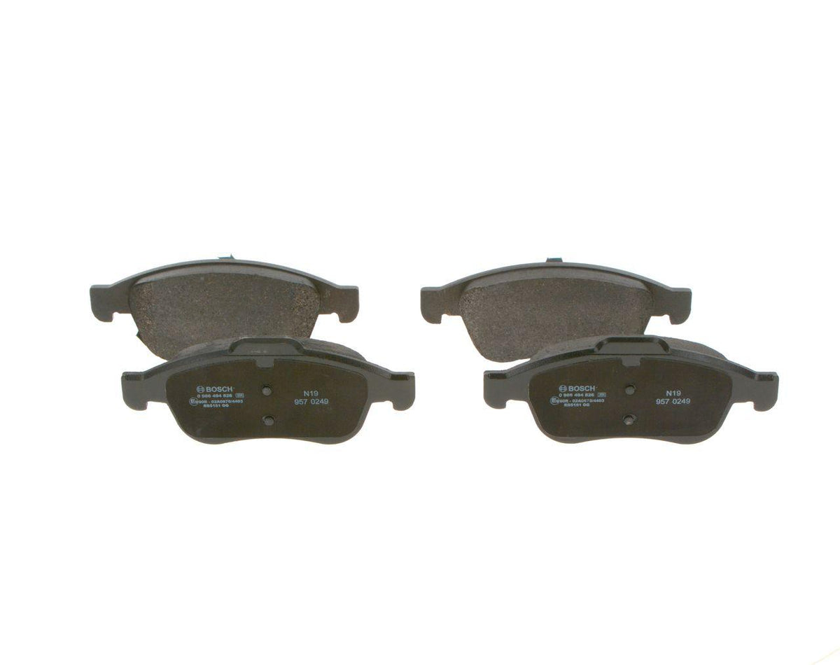 Bosch 0986494826 Brake Pad Front Fiat 500X / Jeep Renegade 1.3D-1.4-1.6 Crd 14>