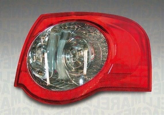 MAGNETI MARELLI Right Tail Light for Volkswagen Passat 2005-2011 — Tail, Signal & Reflectors