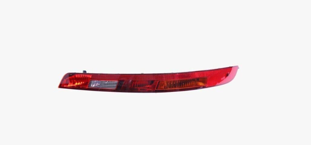 Ulo 1133011 Rear Bumper Reflector Left Q3 14-15 — Tail, Signal & Reflectors