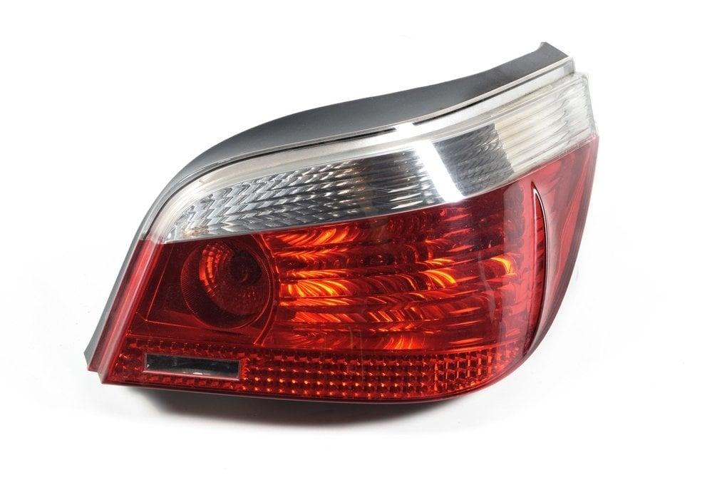 Depo BMW 5 Series E60 Right Taillight - Compatible with Non-LED Models — Tail, Signal & Reflectors