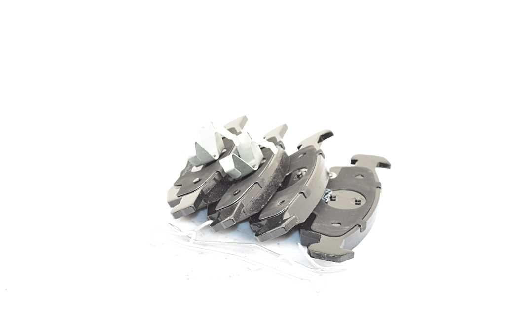 Bsg 65-200-024 Brake Pad Front Corsa E Bm 15 — Brake Pads