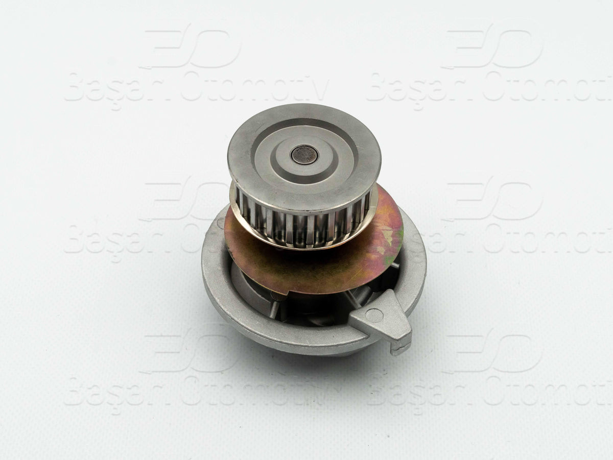 Wisco 2113510-00 Water Pump Opel Ascona C Astra F Calibra A Frontera A Kadett E Omega A Vectra A 1. — Water Pump & Thermostat