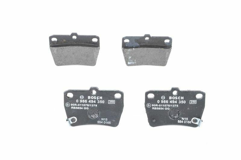 BOSCH Rear Brake Pad Set for Toyota RAV4 & Tiggo - Low-Metallic Material — Brake Pads
